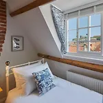 Host&stay - Amber Whitby